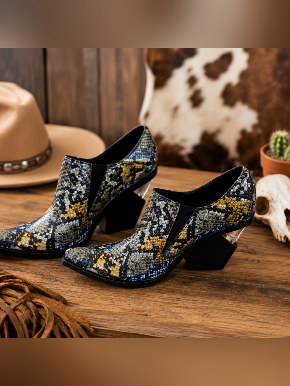 🔥🐍 Jeffrey Campbell Snake Print Western Ankle Booties Heels 🐍🔥Size 8.5 |